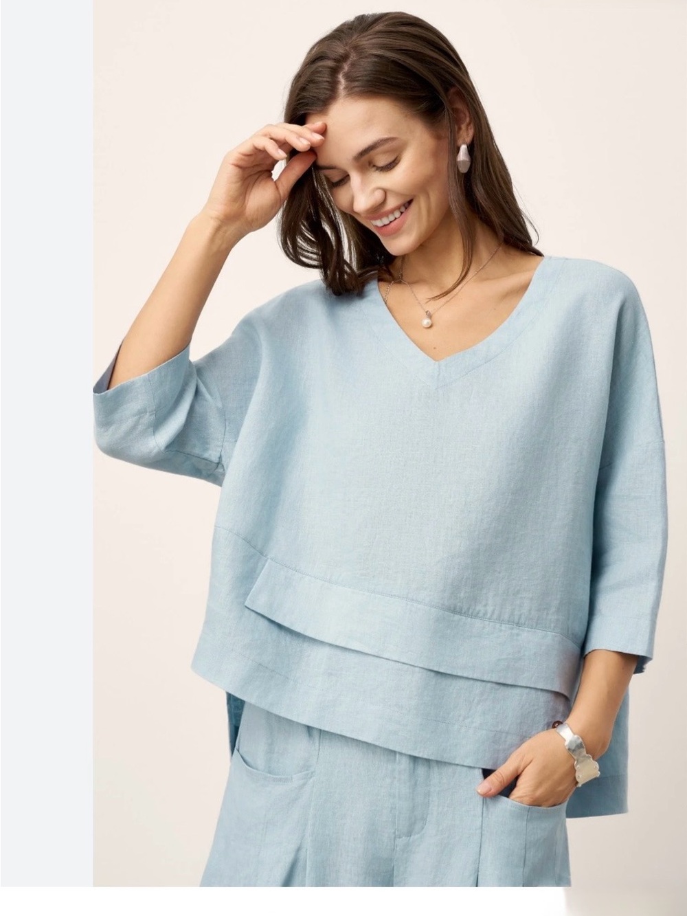 LINTICO Relaxed V-Neck Linen Blouse in Light Blue - Women